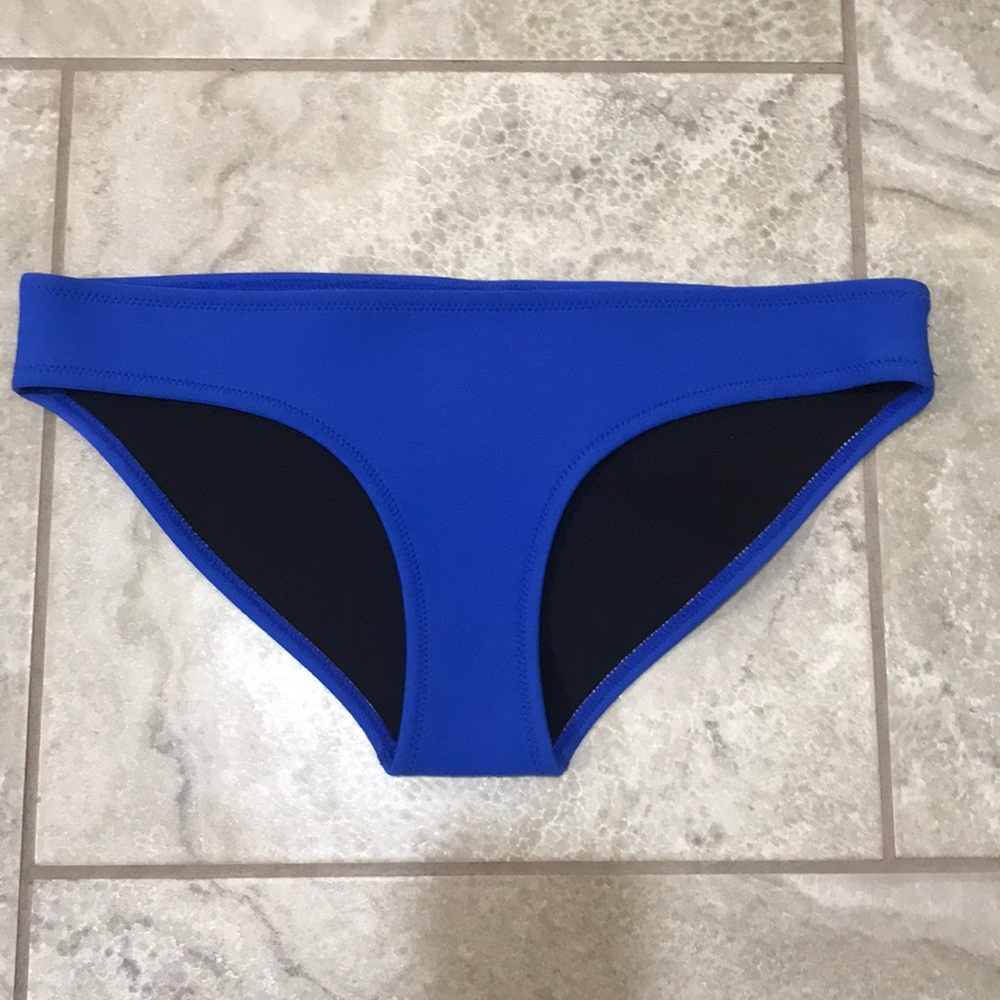 Triangl swim suit bottoms